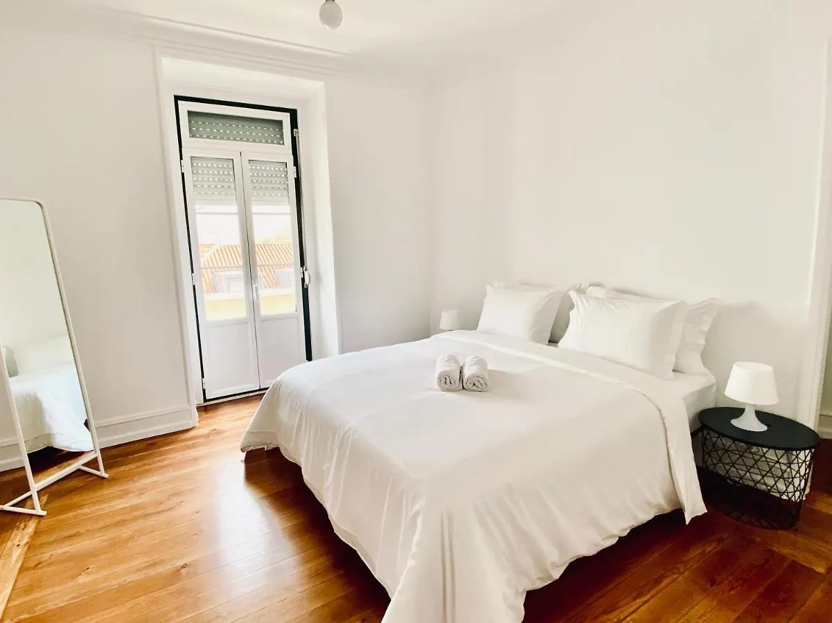 Hostel Saturdays Lizbona Portugalia